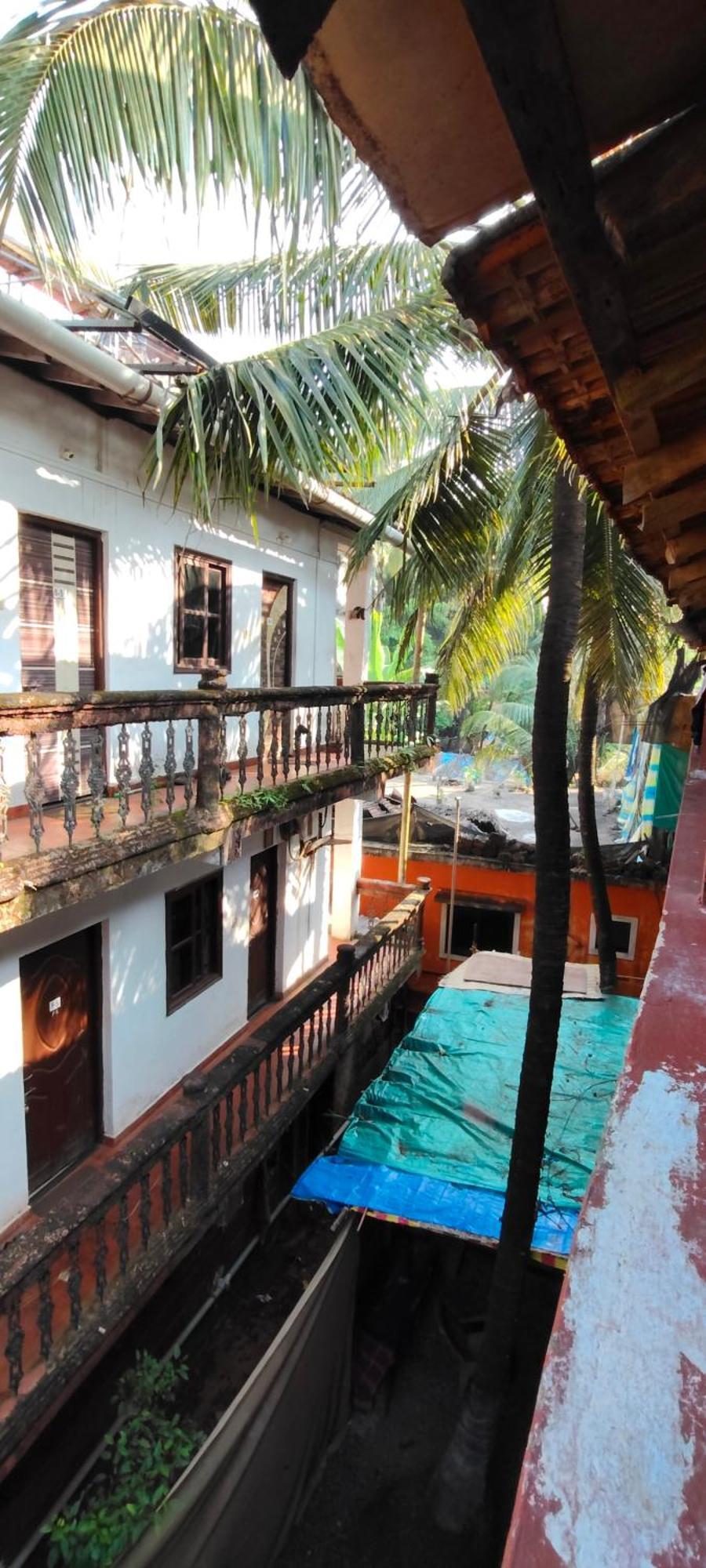 Arambol Beach Laxmi Guest House Exteriör bild